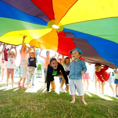 אכסניה Collins