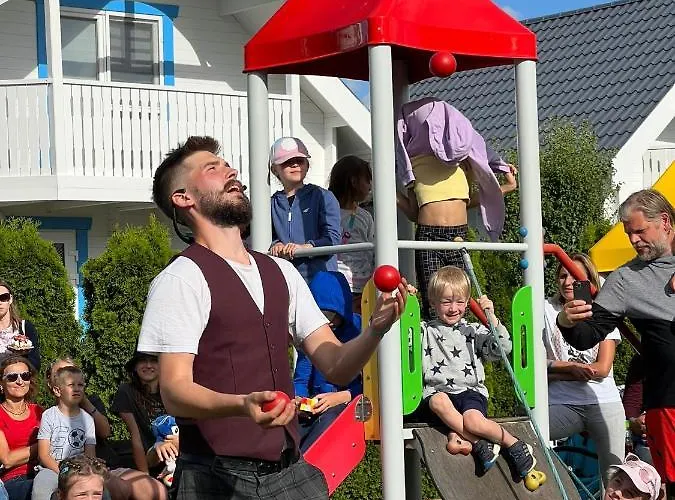 Collins * Ustronie Morskie