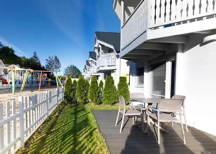 Lodge Collins Ustronie Morskie