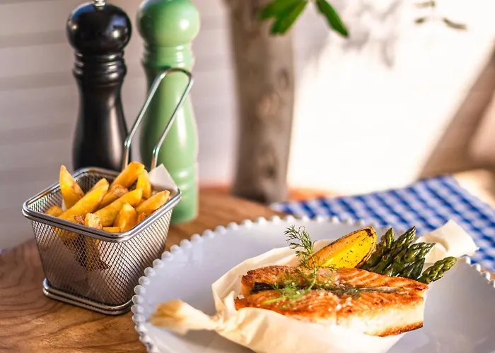 Collins * Ustronie Morskie