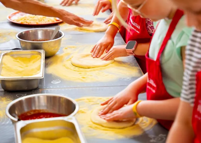 Collins Lodge Ustronie Morskie